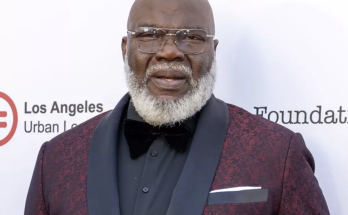 Megachurch Bishop T.D. Jakes Experiences 'Health Incident' Onstage After Sermon, Church Says He Is 'Stable'