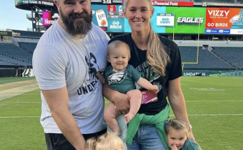 Pregnant Kylie Kelce Admits She Had a 'Full Heaving Cry for 30 Minutes' After Finding Out Daughter Elliotte Was a Girl