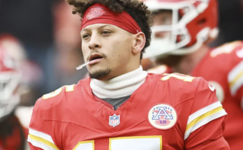 Patrick Mahomes injury update: Chiefs star QB practices Tuesday, but status for Week 16 still up in the air