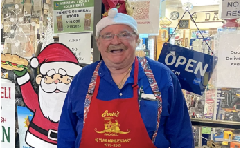 Gas Station Santa Gives Holiday Gift to His Customers – Lower Prices: 'Some of Them Say It Really Helps'