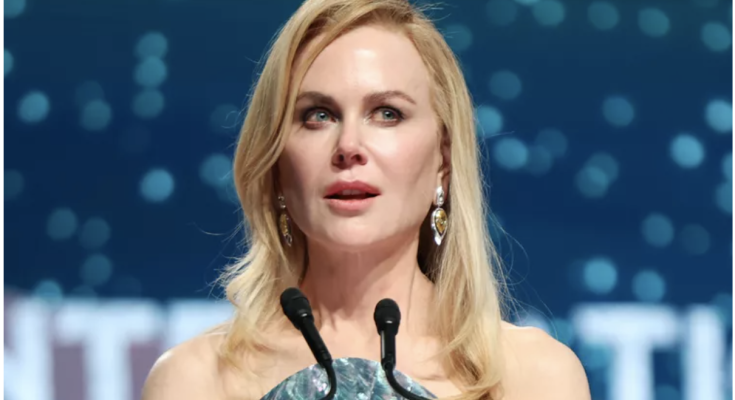 Nicole Kidman Tears Up Dedicating Palm Springs Award to Her Late Mother: ‘I Feel My Mom Right Now'