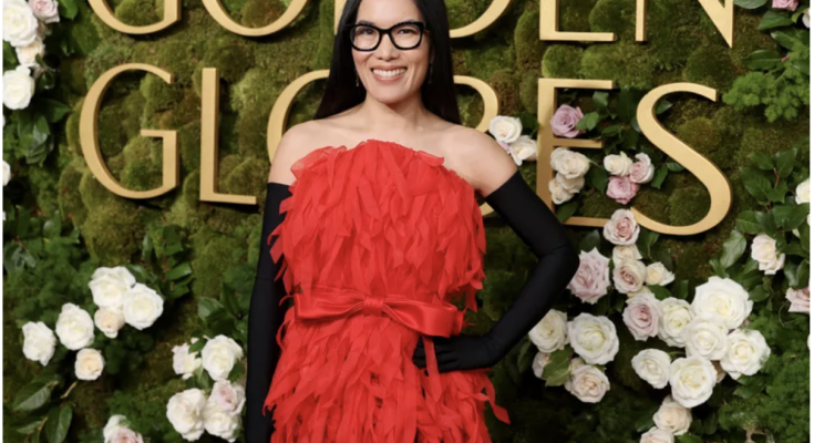 Ali Wong's 2025 Golden Globes Gown Was Curled with a Curling Iron Before She Stepped Out on the Red Carpet