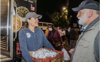 José Andrés Says Jennifer Garner Jumped Right in to Volunteer for L.A. Fires: ‘I Didn’t Have to Tell Her What to Do'