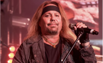 Mötley Crüe's Vince Neil Was Not on His Private Plane When It Collided with Another Jet in Fatal Arizona Crash, Rep Says