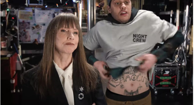 Pete Davidson Flashes His Tattoos as He Gets Naked for Laraine Newman During SNL's 50th Anniversary Special