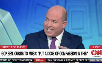 Stelter says Musk demanding fed employees list accomplishments ‘sounds like common sense,’ but is ‘nonsense’