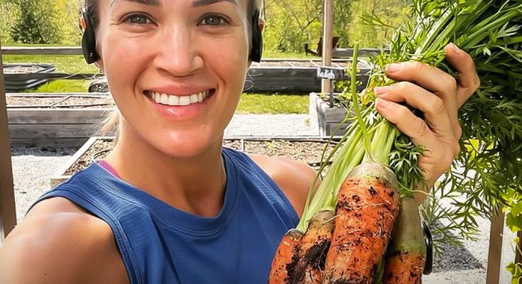 Inside Carrie Underwood's Farm Where She Grows Her Own Veggies & Cares for Chickens – Pics