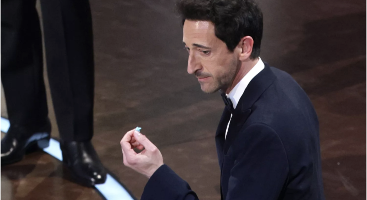 Adrien Brody Took Gum Out of His Mouth and Tossed It to Girlfriend Georgina Chapman Before Winning Best Actor: Watch