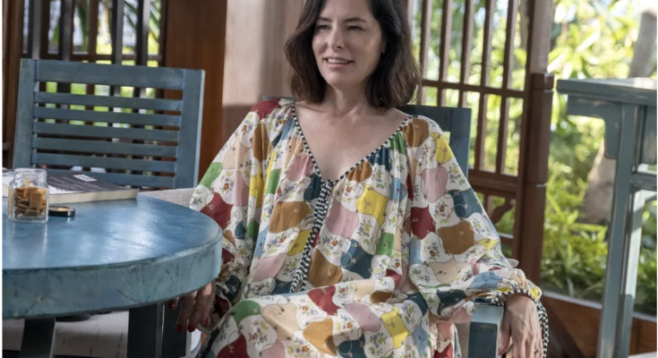 Parker Posey Had a 'Ziploc Baggie of Ice in Between My Legs All the Time' Filming The White Lotus in Brutally Hot Thailand