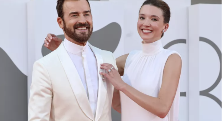 Justin Theroux’s Wife, Nicole Brydon Bloom, Raves About 'Dreamy' Wedding Dress Covered in Over 400 Hand-Cut Flowers